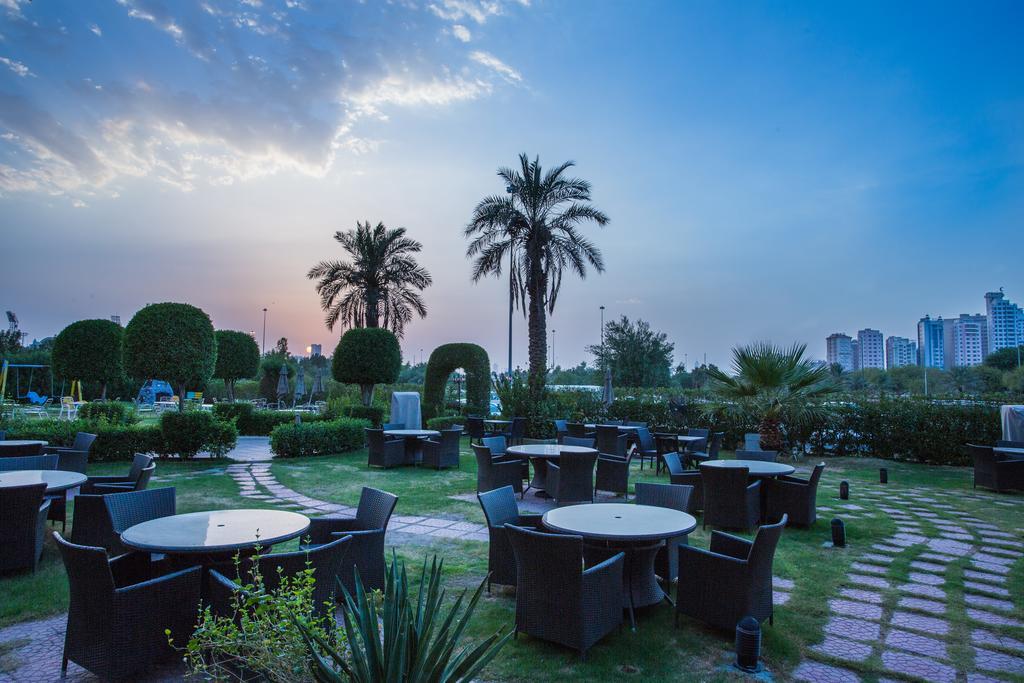 New Park Hotel Kuwejt Zewnętrze zdjęcie