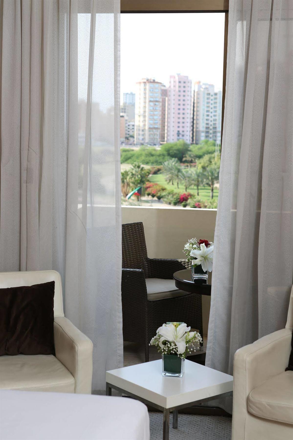New Park Hotel Kuwejt Zewnętrze zdjęcie