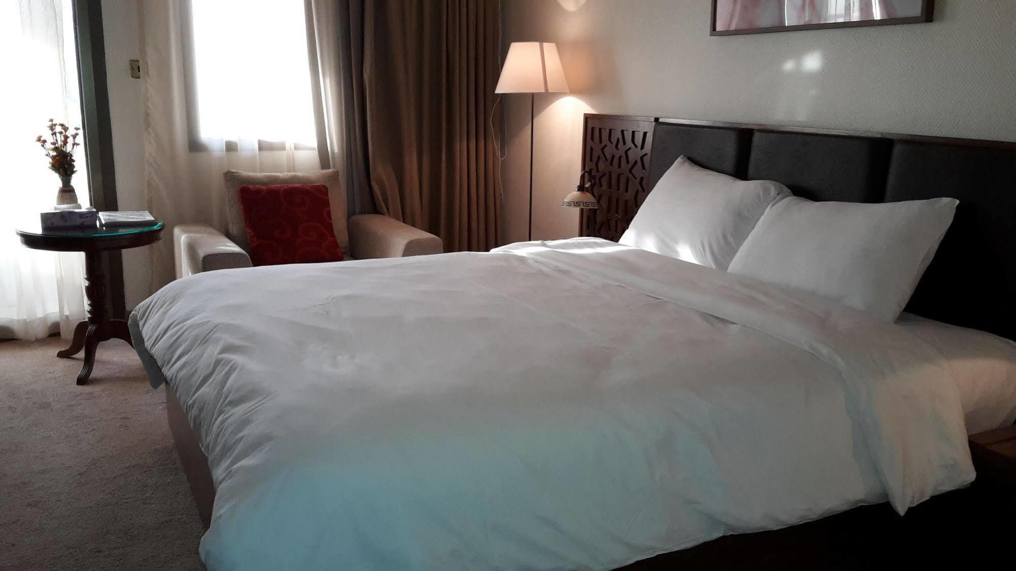 New Park Hotel Kuwejt Zewnętrze zdjęcie